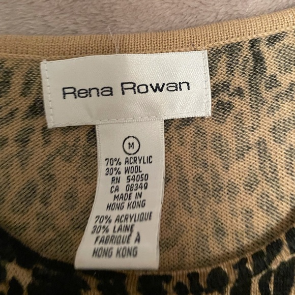 Soft animal print sleeveless top, size M, $15 - Picture 2 of 5